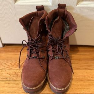 Women’s Timberland Boots - Size 10